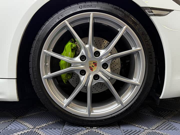 Фото 3 - Porsche 718