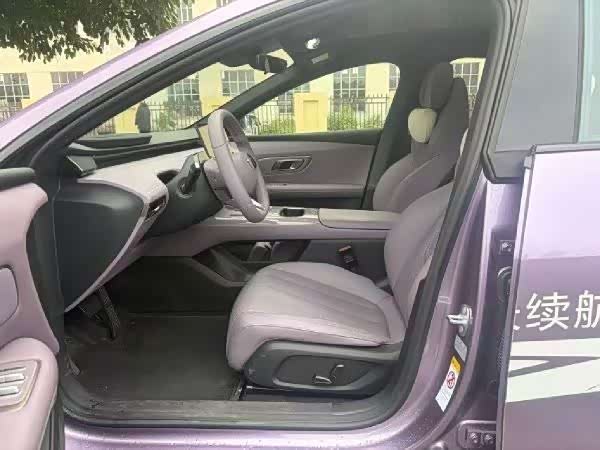 Фото 4 - Changan Deepal L06