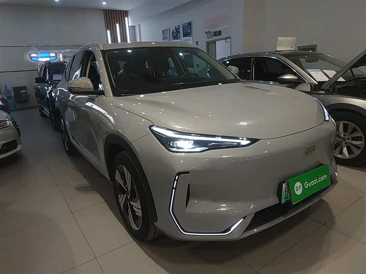 Фото 4 - Geely Galaxy E5