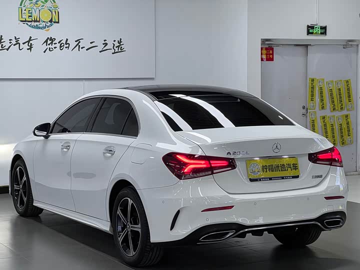 Фото 6 - Mercedes-Benz A-Class