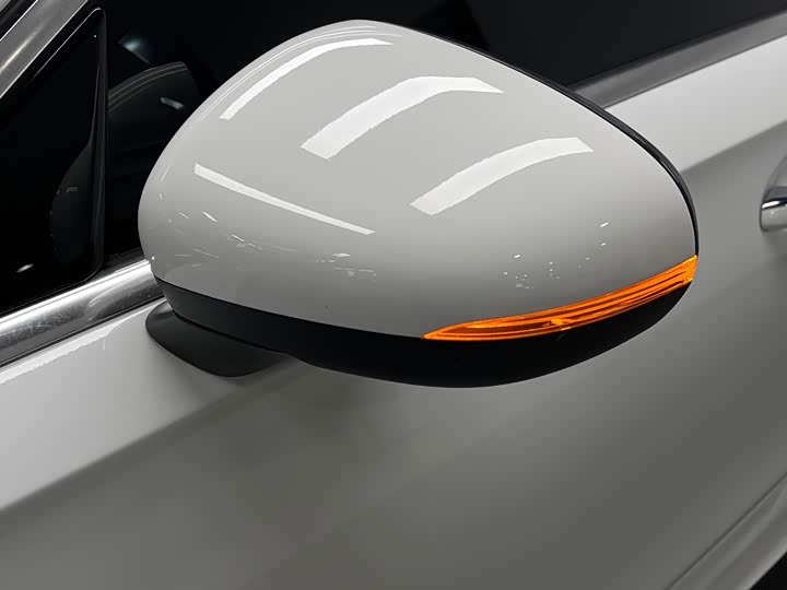 Фото 9 - Mercedes-Benz A-Class