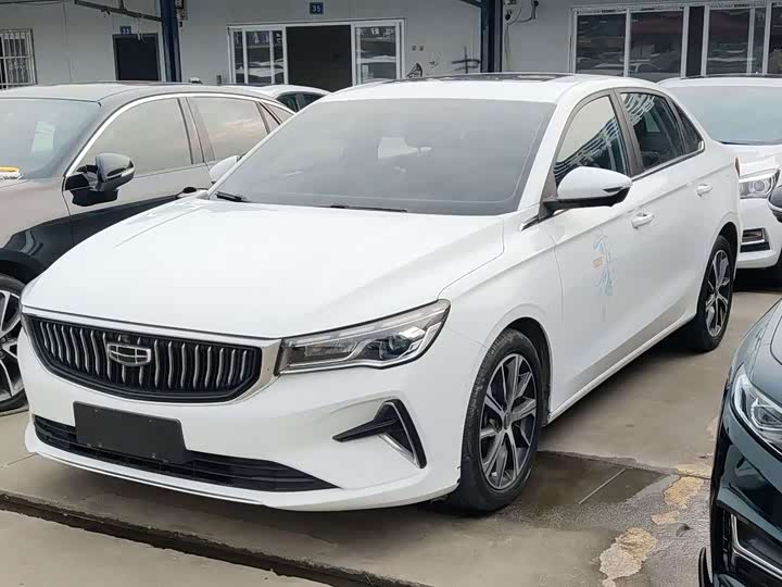 Фото 1 - Geely Emgrand