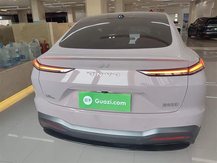 Фото 6 - Nio Onvo L60