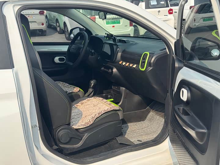 Фото 7 - Roewe Clever