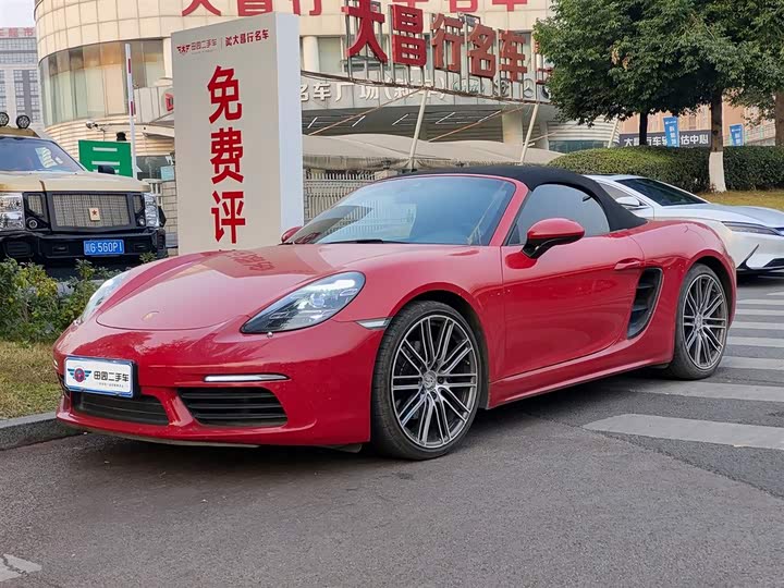 Фото 1 - Porsche 718