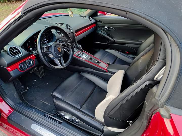 Фото 6 - Porsche 718