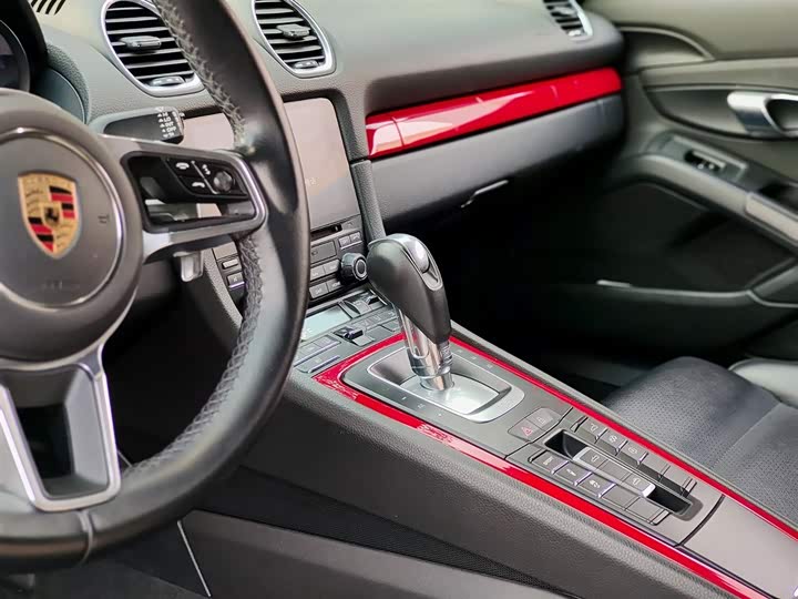 Фото 7 - Porsche 718