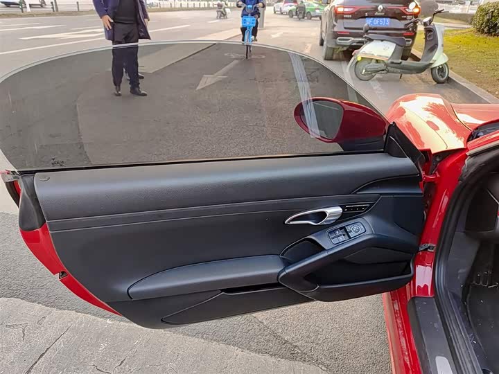 Фото 9 - Porsche 718