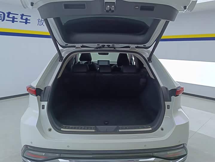 Фото 4 - Toyota Venza