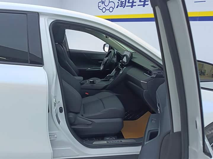 Фото 8 - Toyota Venza