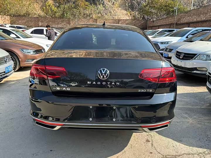 Фото 8 - Volkswagen Magotan