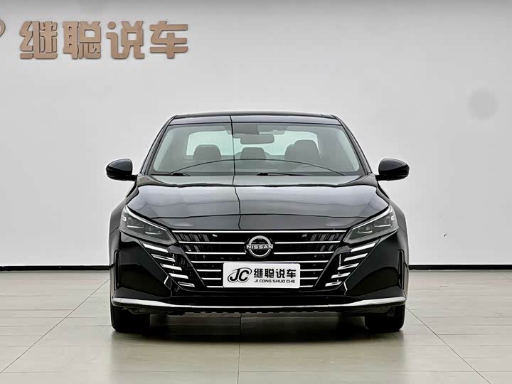 Фото 2 - Nissan Teana