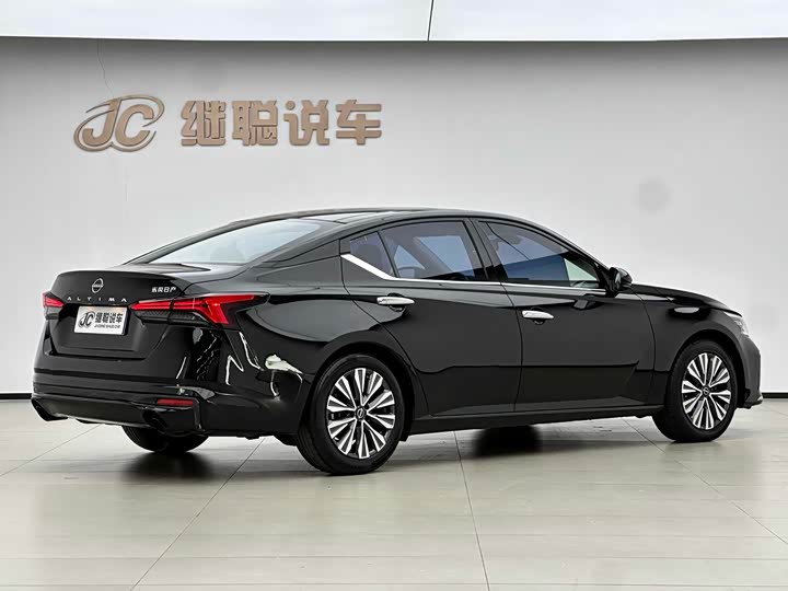 Фото 5 - Nissan Teana