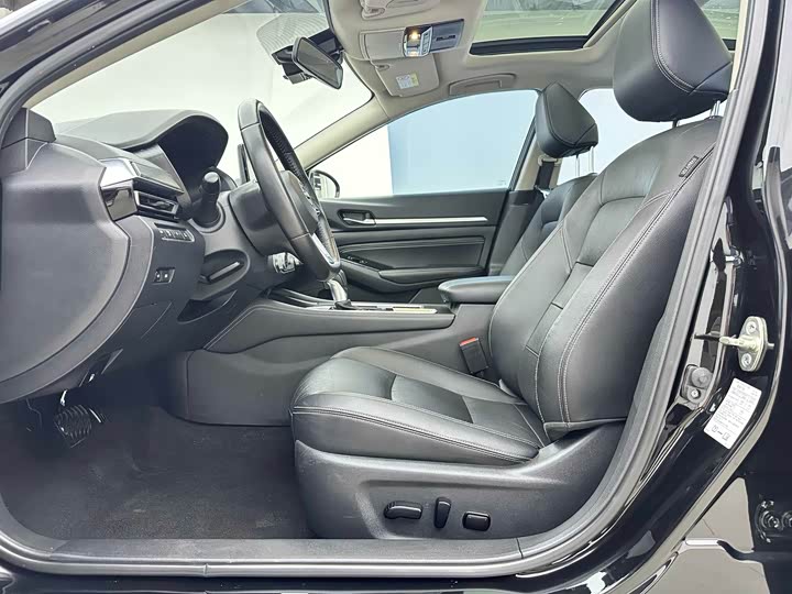 Фото 6 - Nissan Teana