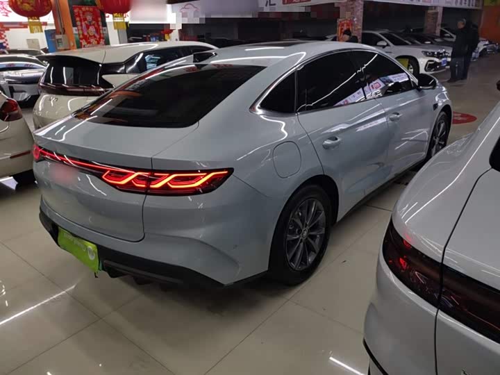 Фото 7 - BYD Qin L