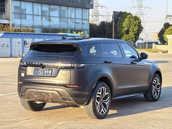 Фото 6 - Land Rover Range Rover Evoque L
