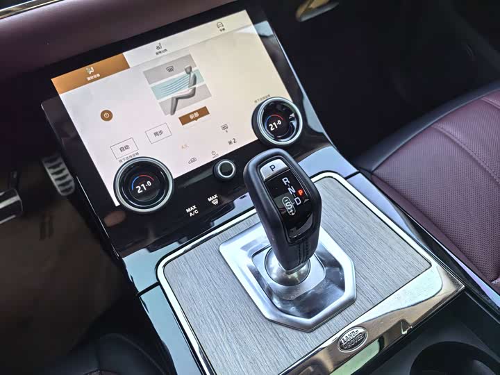 Фото 9 - Land Rover Range Rover Evoque L