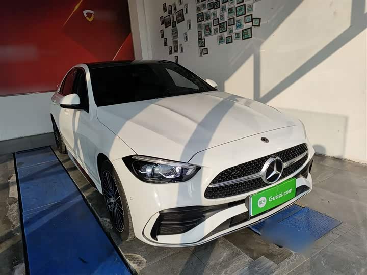 Фото 4 - Mercedes-Benz C-Class