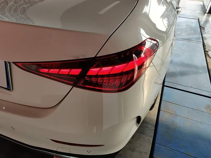 Фото 8 - Mercedes-Benz C-Class