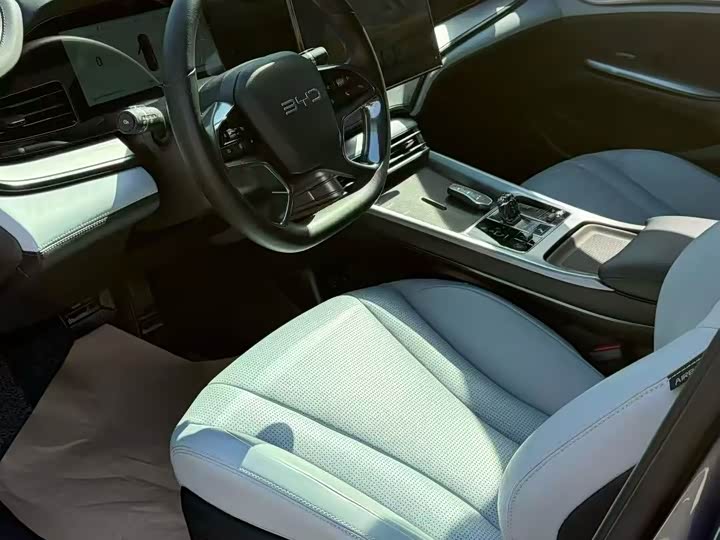 Фото 4 - BYD Seal