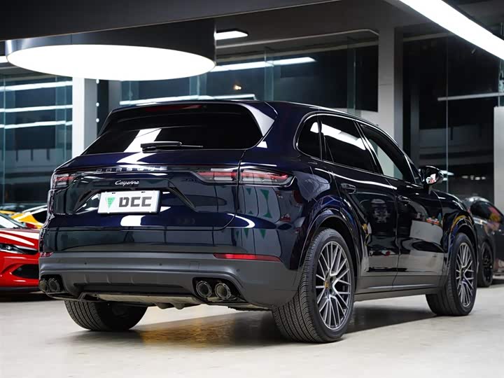 Фото 7 - Porsche Cayenne