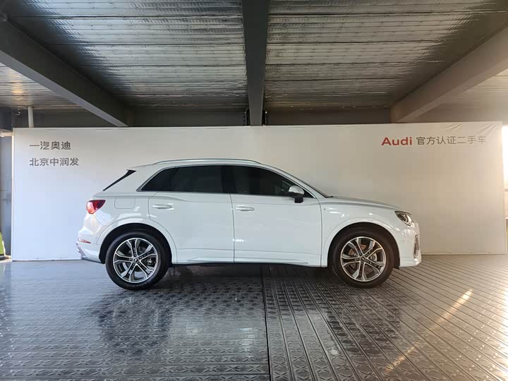 Фото 3 - Audi Q3