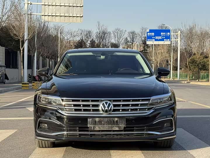 Фото 2 - Volkswagen Phideon