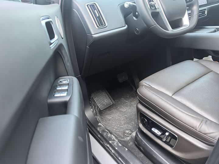 Фото 5 - LiXiang L9