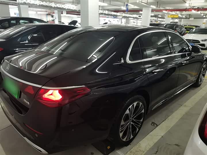 Фото 7 - Mercedes-Benz E-Class Hybrid