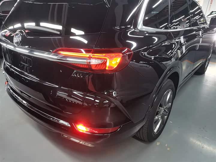 Фото 8 - Buick Enclave