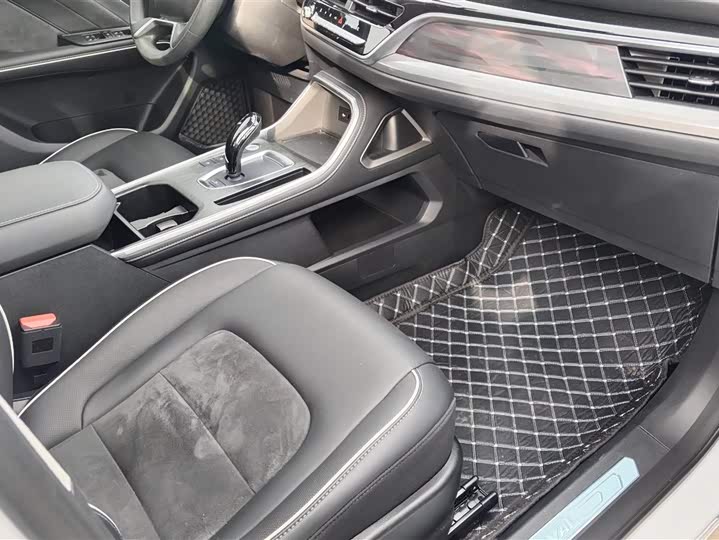 Фото 8 - Haval H6