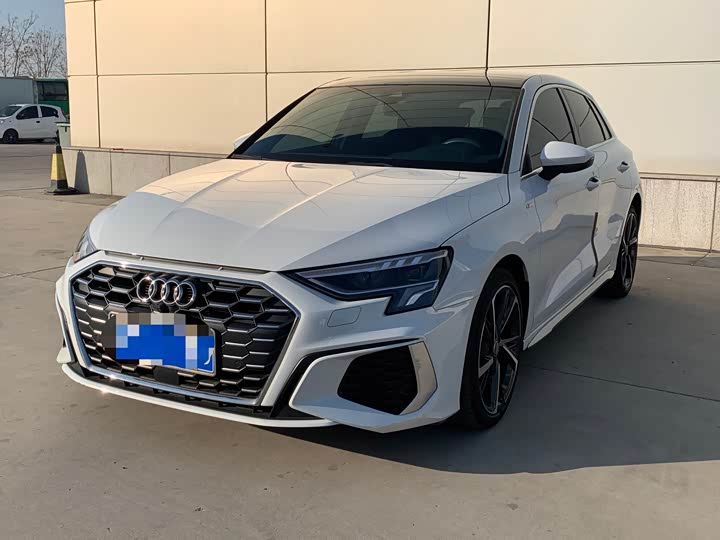 Фото 1 - Audi A3