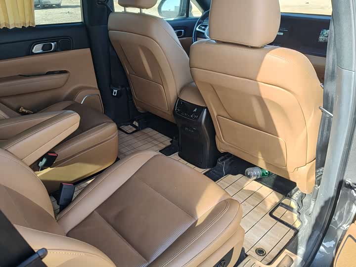 Фото 8 - LiXiang One