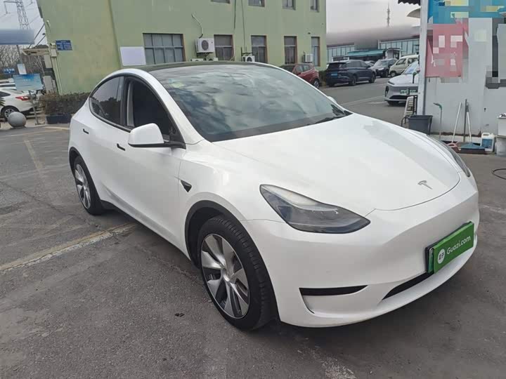 Фото 4 - Tesla Model Y