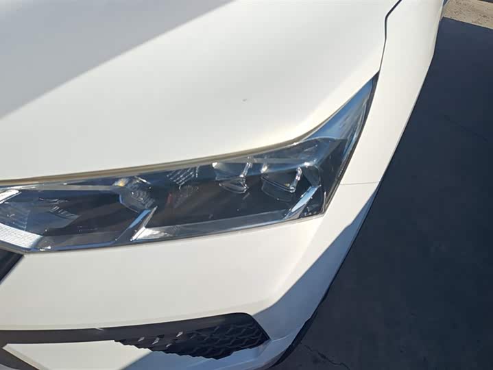 Фото 5 - Bestune T77