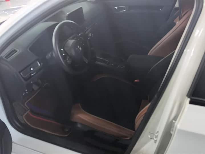 Фото 9 - Honda Civic