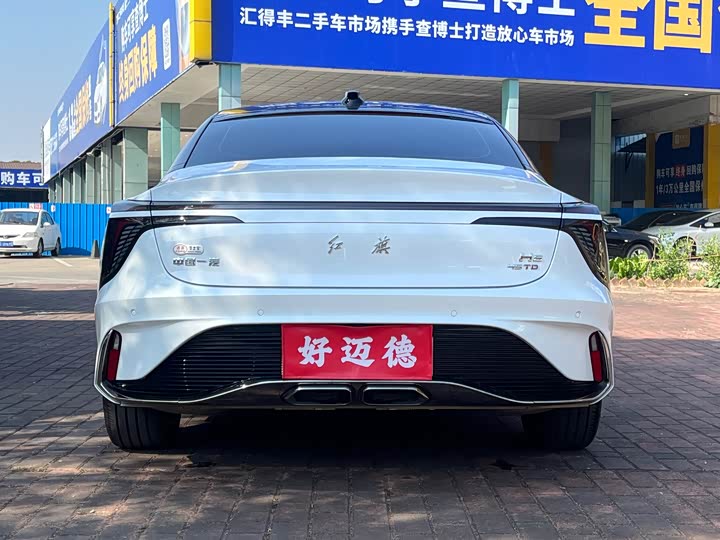 Фото 6 - Hongqi H6