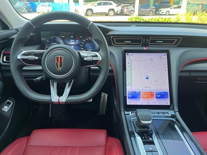 Фото 9 - Hongqi H6