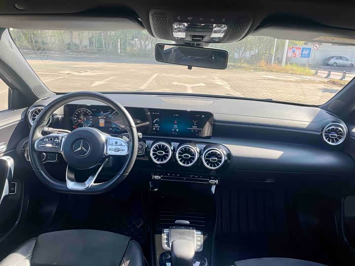 Фото 8 - Mercedes-Benz A-Class