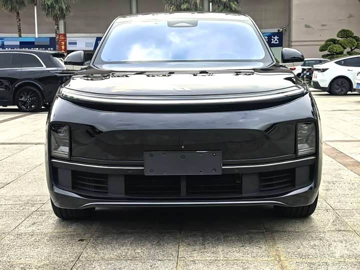 Фото 2 - LiXiang L8