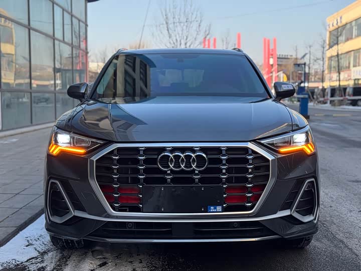 Фото 2 - Audi Q3