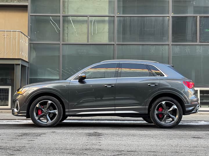 Фото 3 - Audi Q3