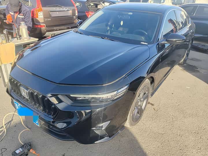 Фото 1 - Honda Inspire