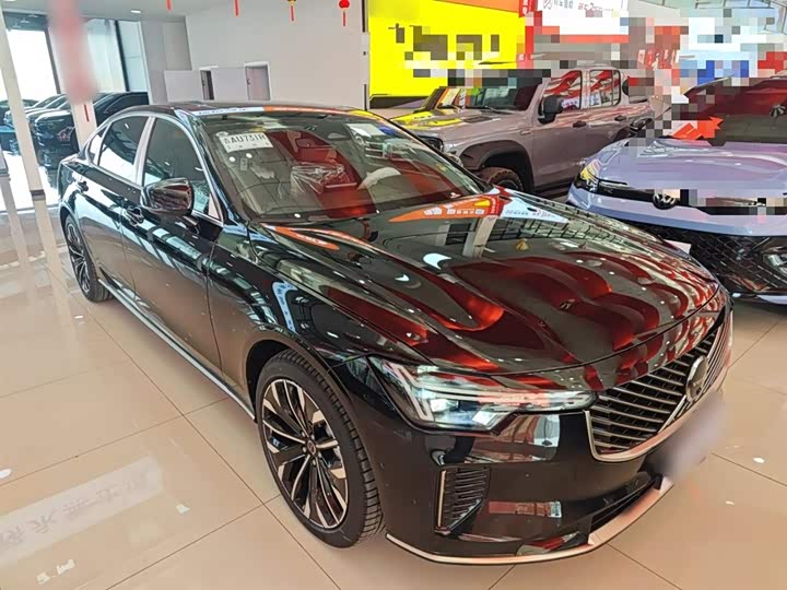 Фото 4 - Volvo S90