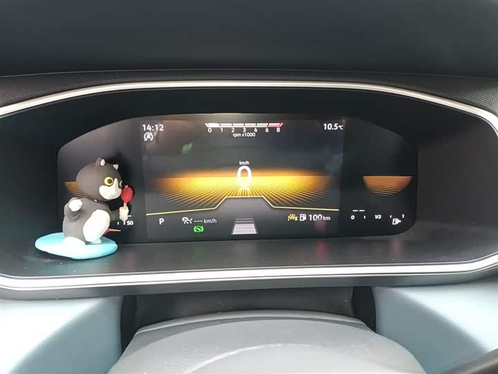 Фото 4 - Volkswagen Tharu