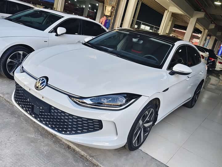 Фото 1 - Volkswagen Lamando L