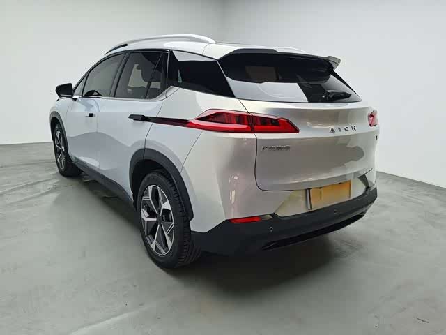 Фото 3 - GAC Aion V