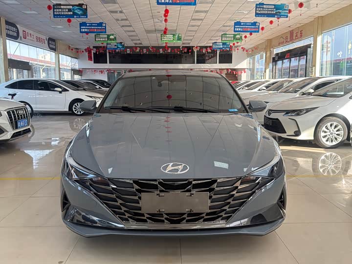 Фото 2 - Hyundai Elantra N line