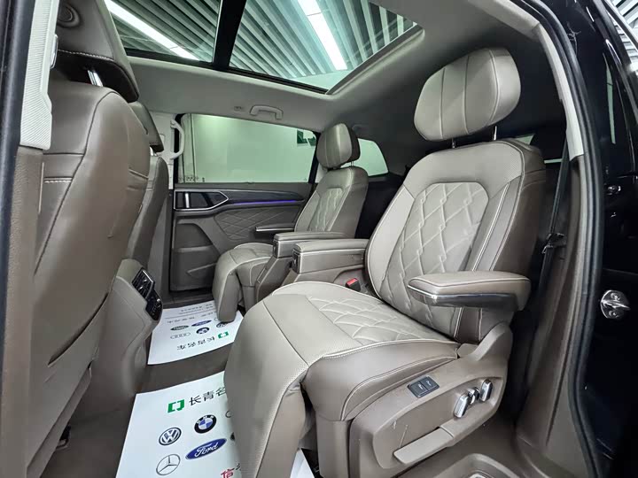 Фото 7 - Volkswagen Viloran