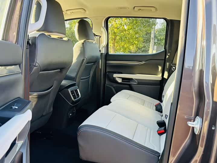 Фото 8 - Ford Ranger